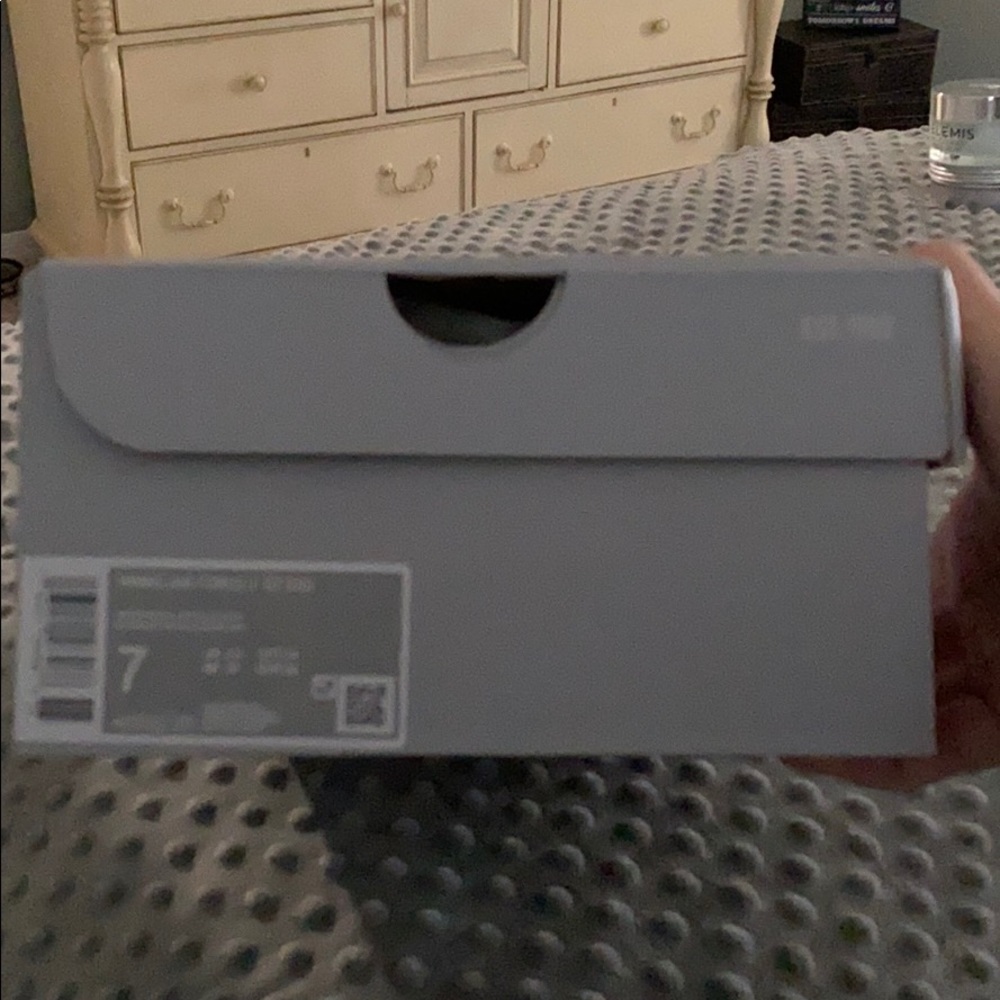 SOLD** BRAND NEW IN THE BOX WMNS AIR FORCE 1 NIKE